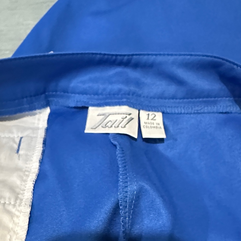 Tail Women's Bright Blue Capris Size 12 NEW - Picture 4 of 4